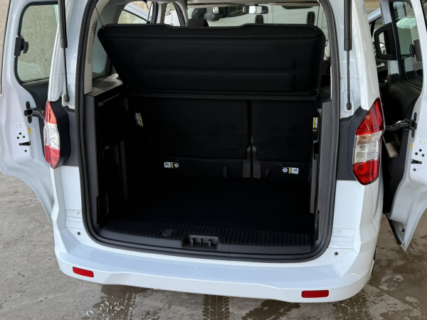 FORD TOURNEO COURIER / 1.5 / Duratorq TDCI DV5